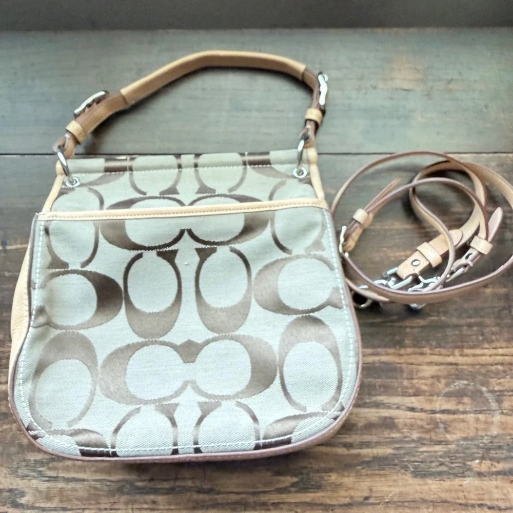 Coach Willis 70th Anniversary Khaki Signature Crossbody Bag Tassel L1169-19034